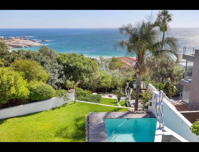 5 BEDROOM HOUSE FOR SALE IN LLANDUDNO